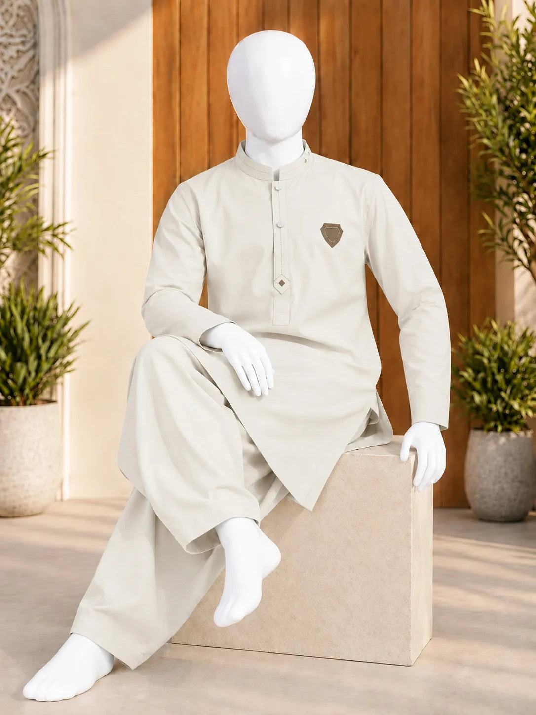 E2-2 OFF-WHITE KURTA SHALWAR