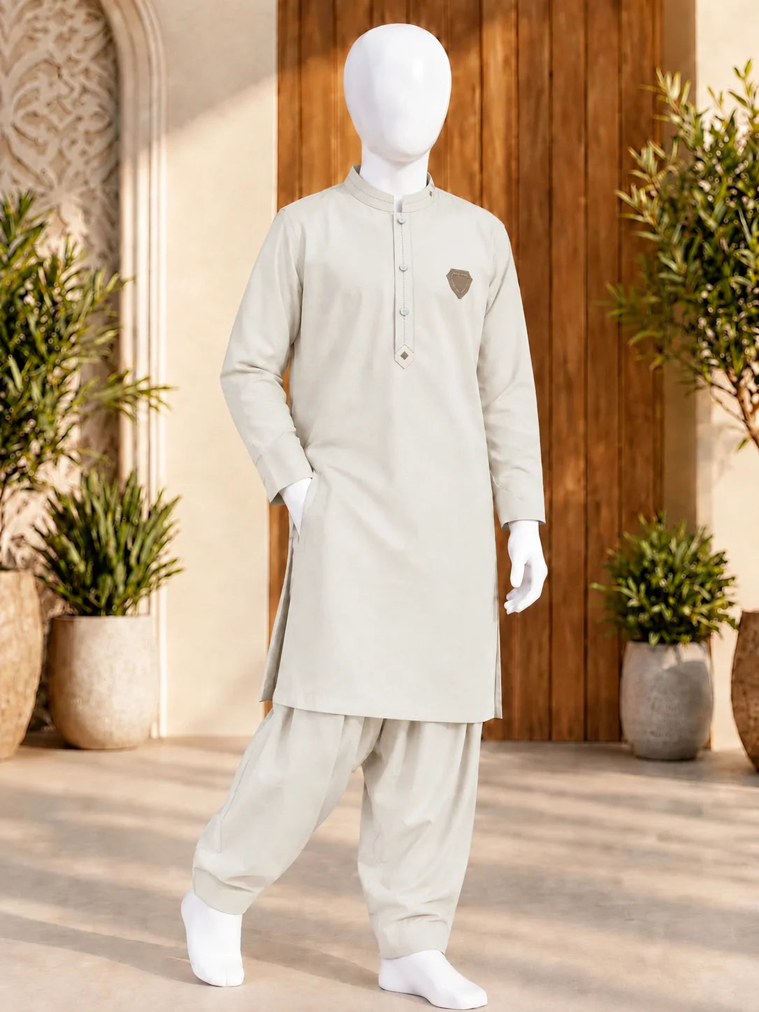 E2-2 OFF-WHITE KURTA SHALWAR